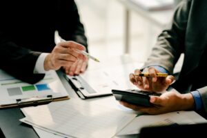 Company directors trying to decide whether to use asset finance or a business loan